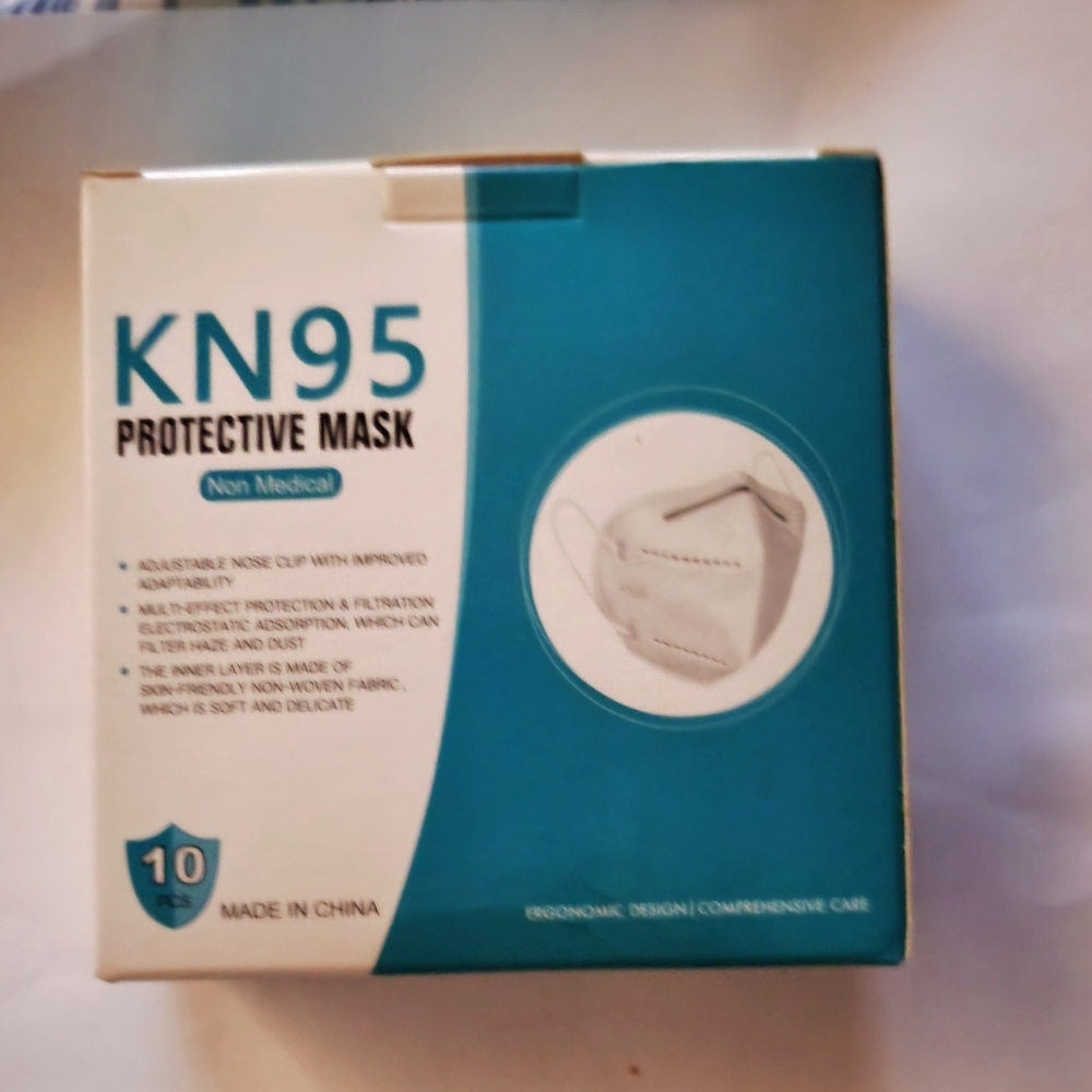 KN95 Protective Mask - Picture 2 of 2